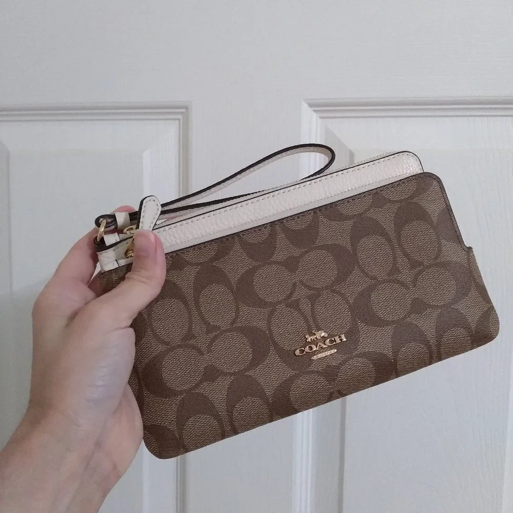 Coach Signature Double Zip Wristlet